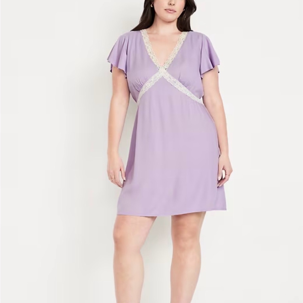 Old Navy Lilac Lace Accent